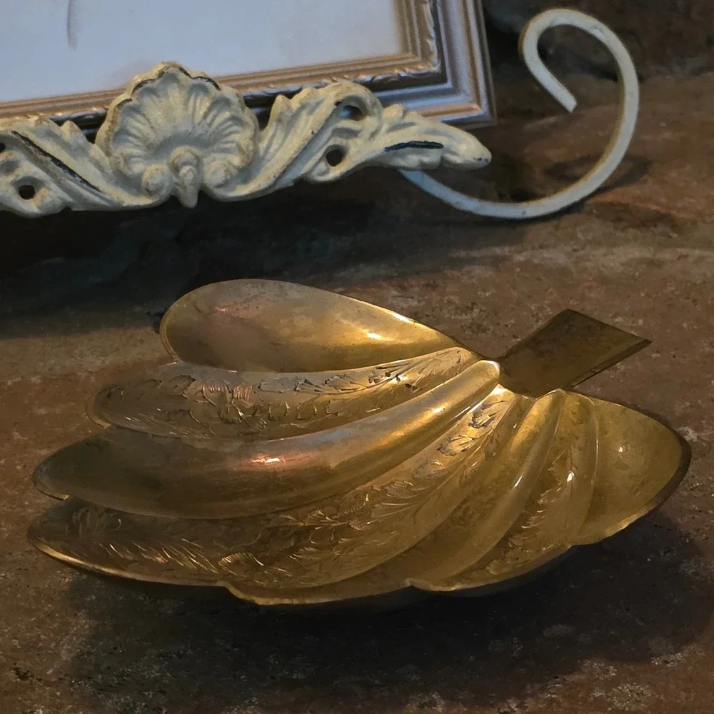 Vintage Brass Leaf Dish Etched Floral Scalloped Catchall Tray Hollywood Regency